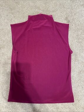 Wilfred Sleeveless Mock Neck Tank in Fuchsia